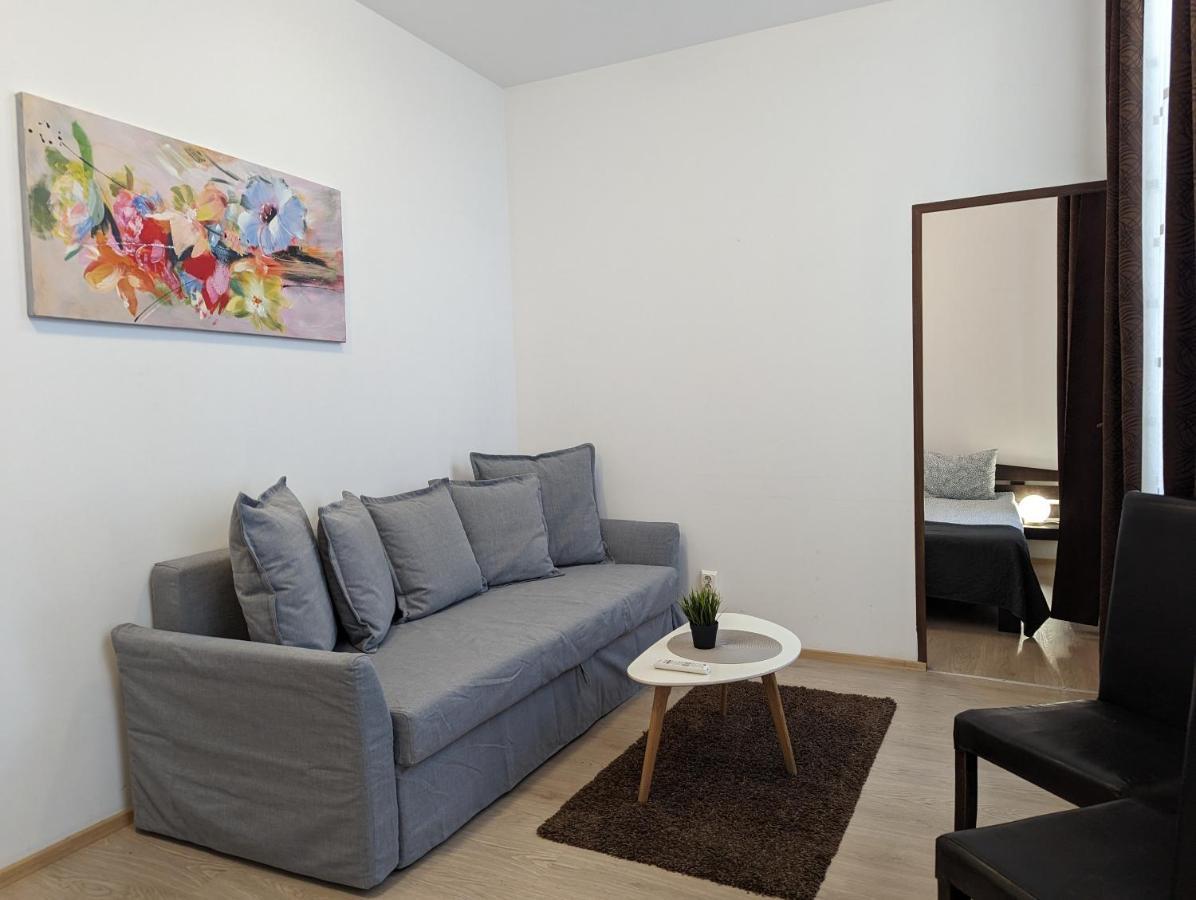 Key Apartments In Main Square ブラショフ エクステリア 写真