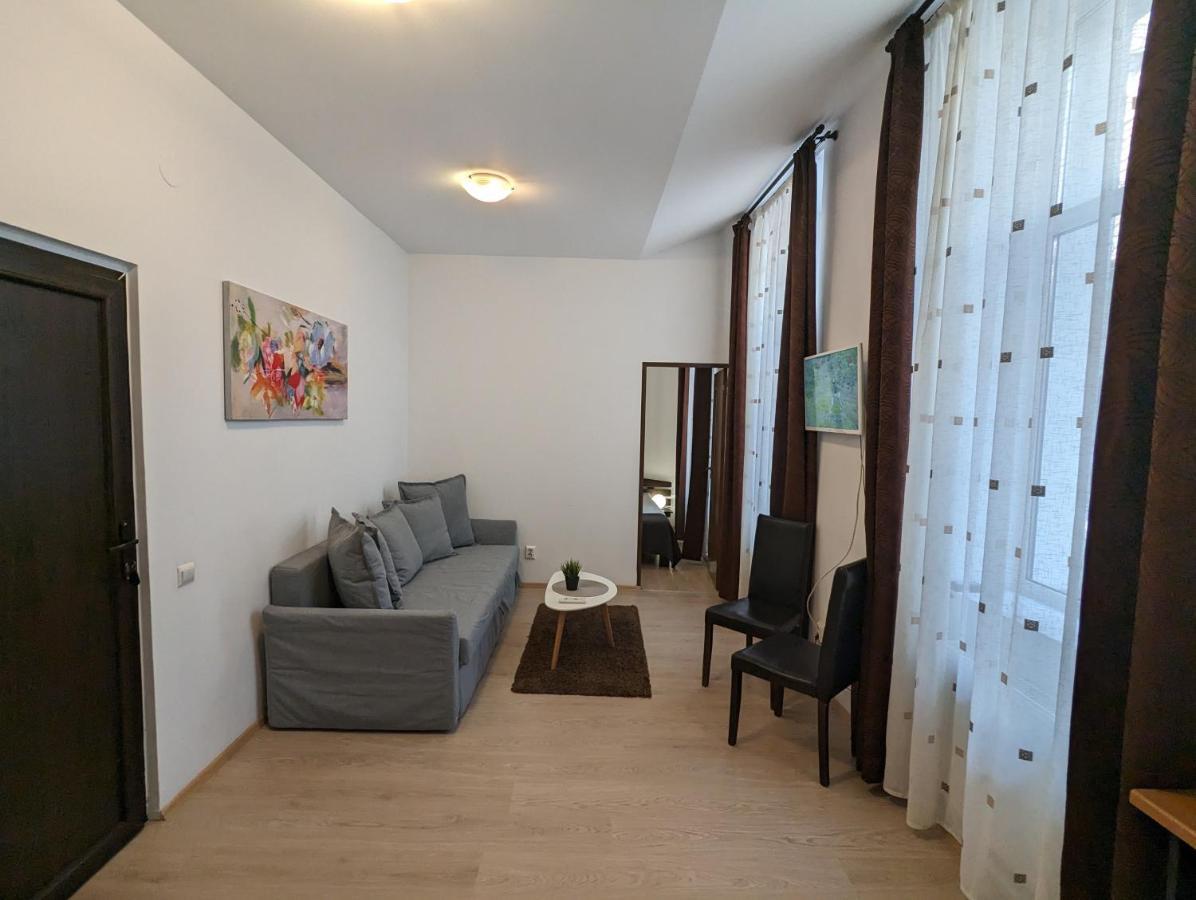 Key Apartments In Main Square ブラショフ エクステリア 写真